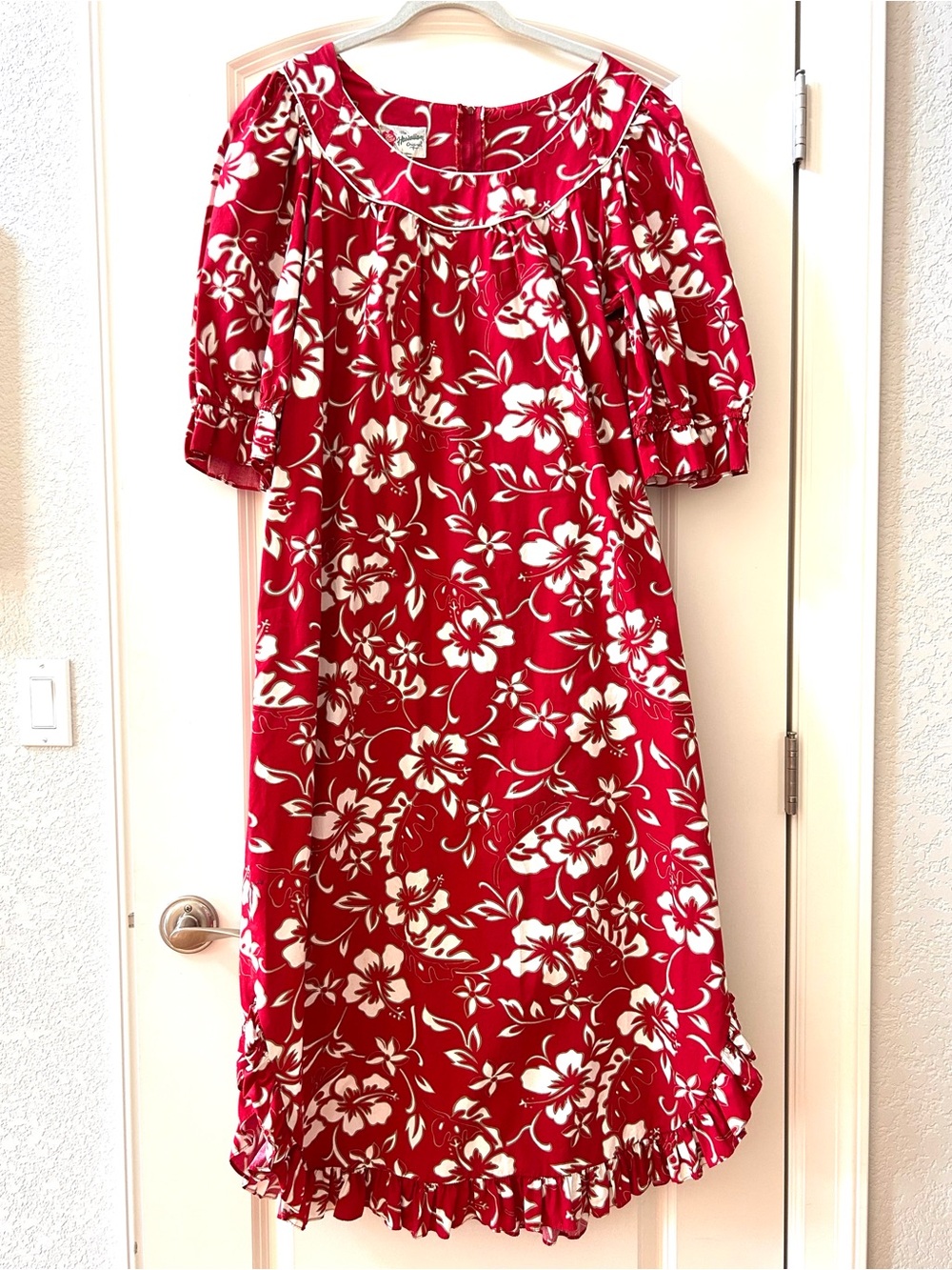 Hilo Hattie The Hawaiian Original Muumuu bold red hibiscus print dress. Ruffles